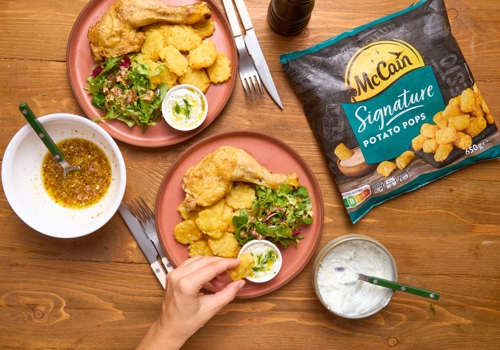 JOW X MCCAIN - Smashed potato pops, poulet & salade