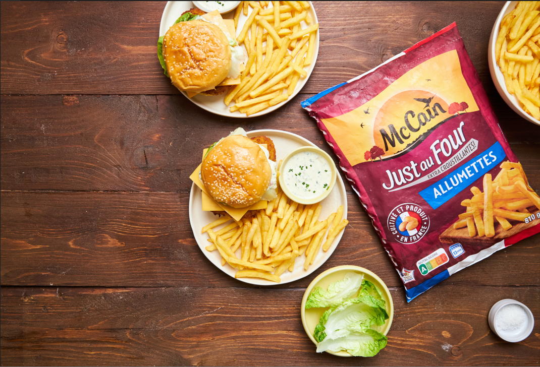 JOW X MCCAIN - Burger poulet, frites & sauce deluxe