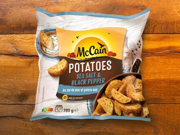 Des potatoes sea salt and black pepper